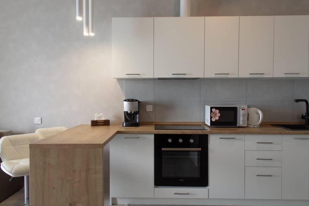 Sea Studio Apt. Appartement Odessa Buitenkant foto